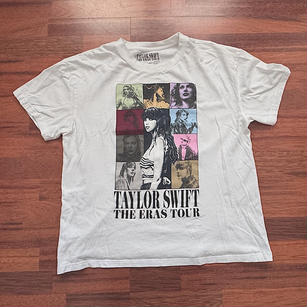 White Taylor Swift The Eras Tour T-Shirt 2023 Leg